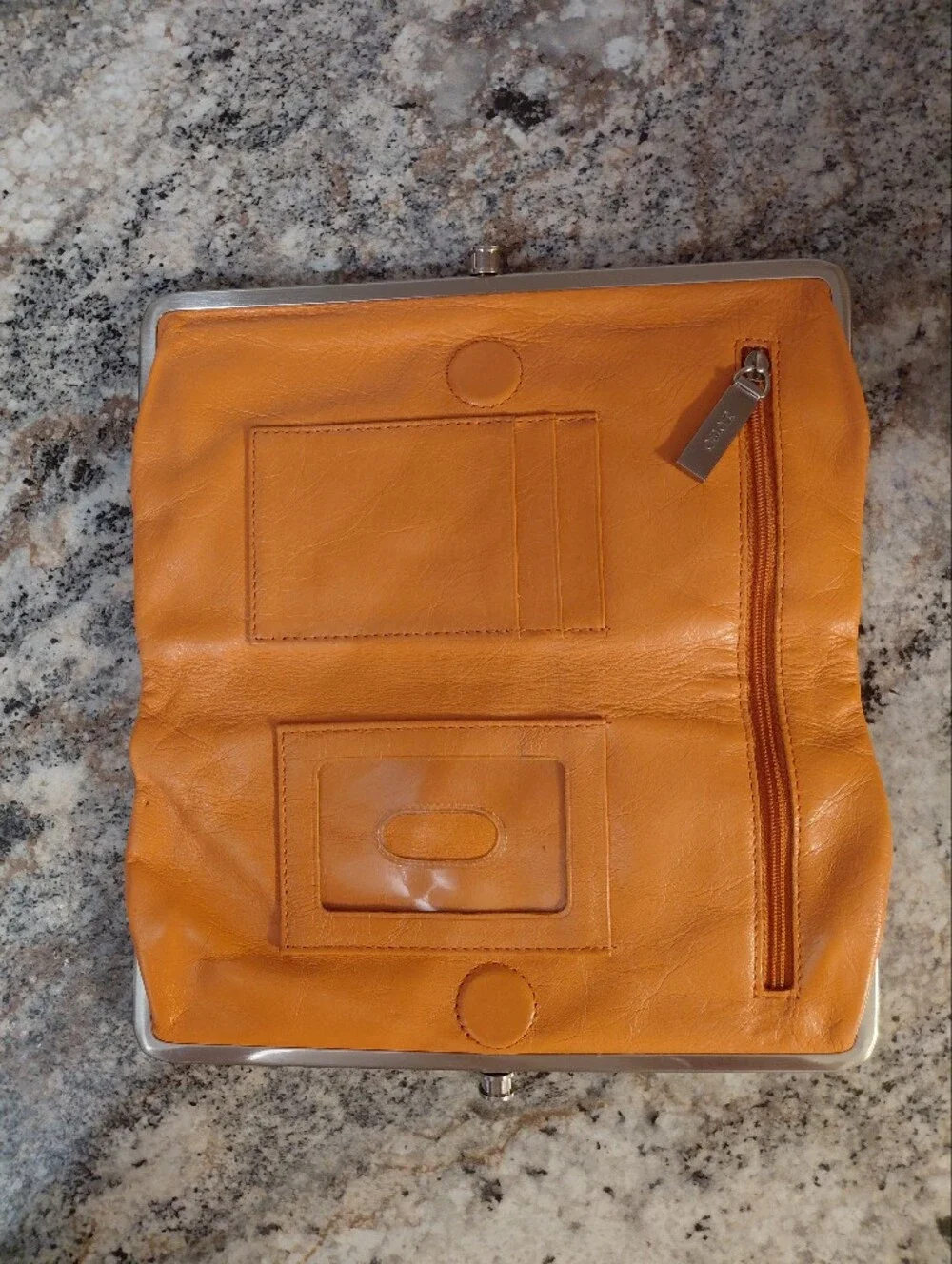 HOBO lauren clutch